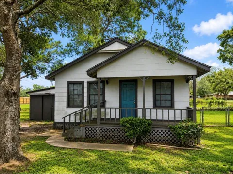 313 Magnolia Street