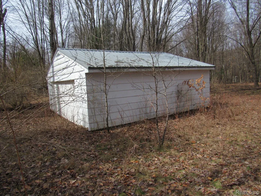5892 WOODLAND DRIVE Surrey Township, MI 48632
