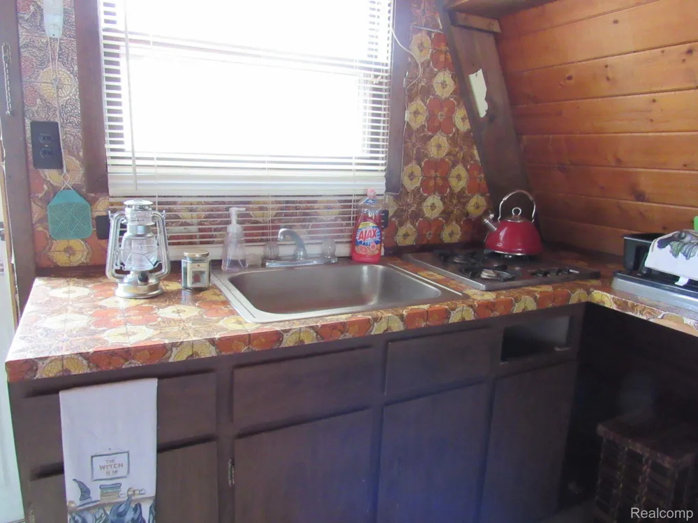 5892 WOODLAND DRIVE Surrey Township, MI 48632