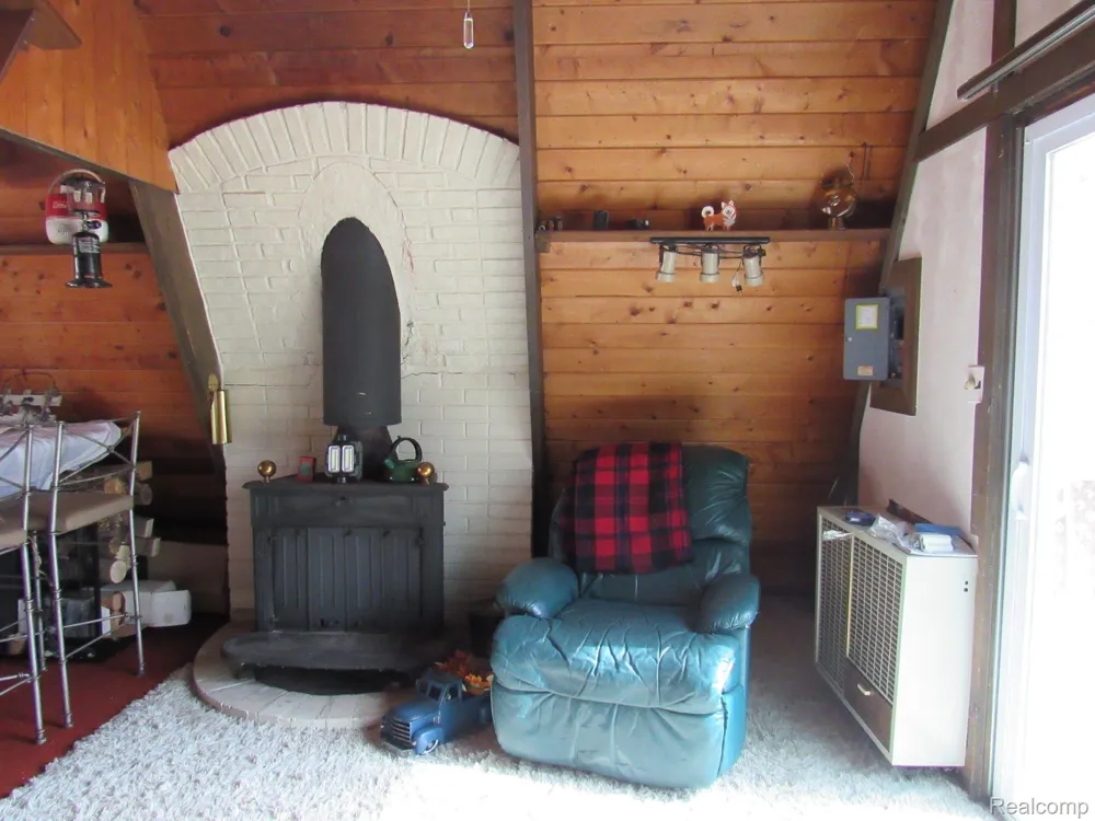5892 WOODLAND DRIVE Surrey Township, MI 48632