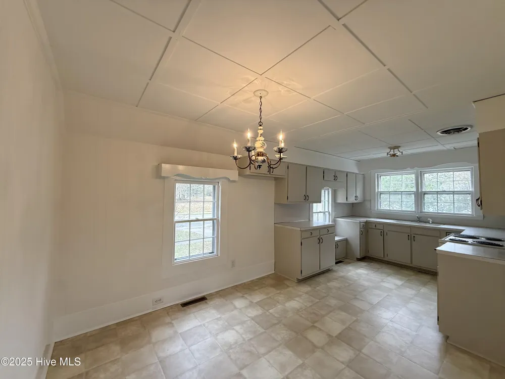25960 Us 264 Highway E Pantego, NC 27860