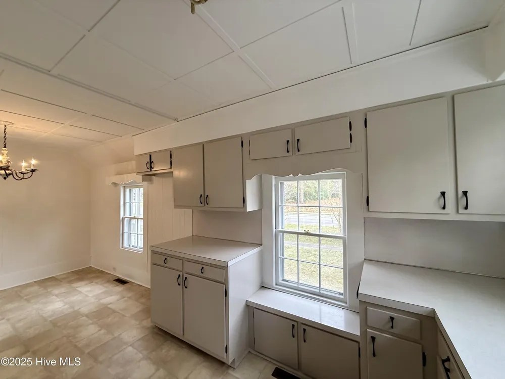 25960 Us 264 Highway E Pantego, NC 27860