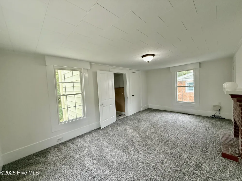 25960 Us 264 Highway E Pantego, NC 27860