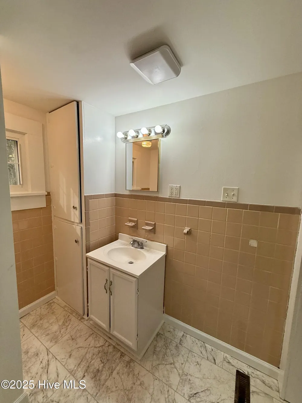 25960 Us 264 Highway E Pantego, NC 27860