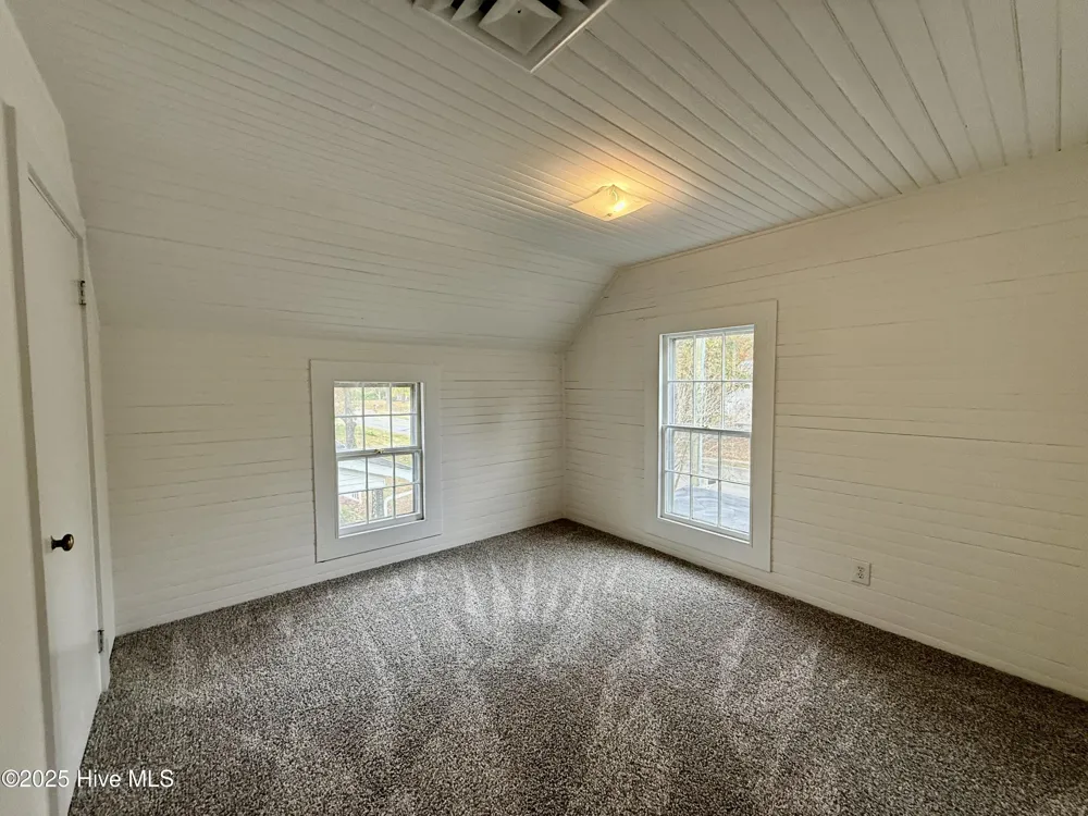 25960 Us 264 Highway E Pantego, NC 27860