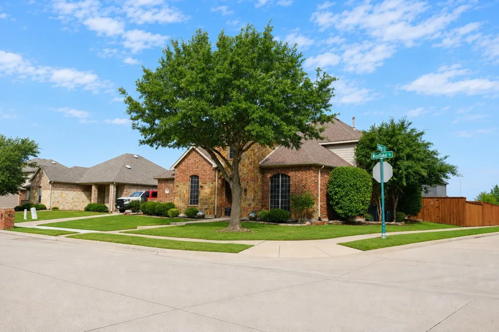 305 Westlake Forney, TX 75126