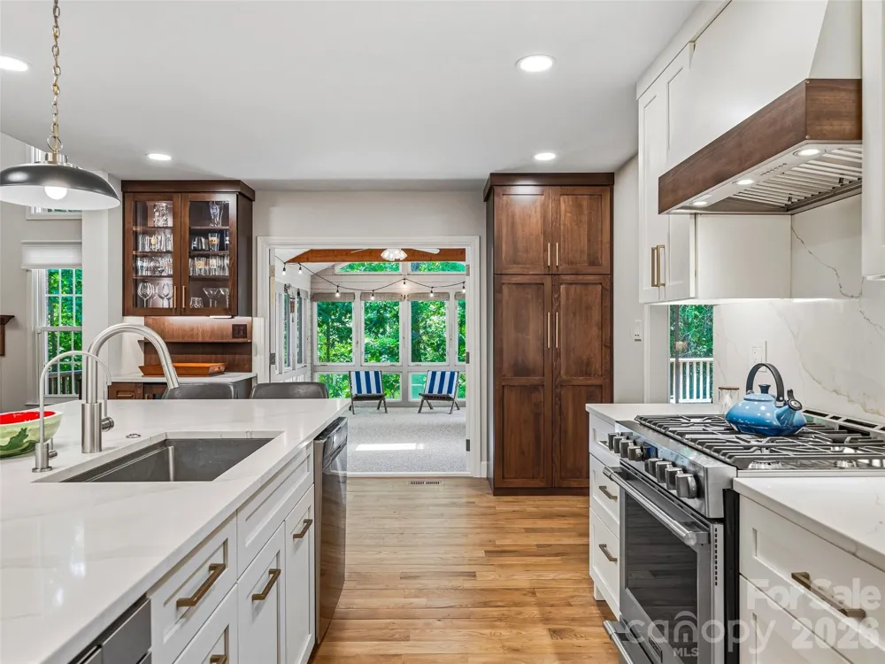 18 High Bluff Drive Weaverville, NC 28787