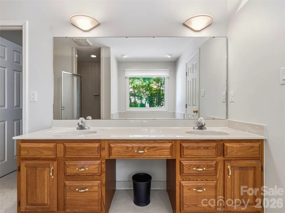 18 High Bluff Drive Weaverville, NC 28787