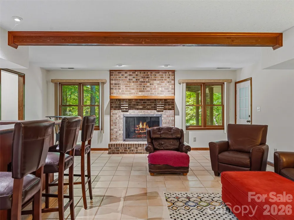 18 High Bluff Drive Weaverville, NC 28787
