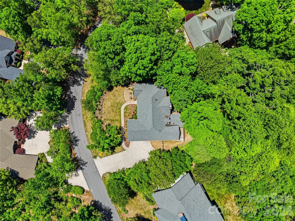 18 High Bluff Drive Weaverville, NC 28787