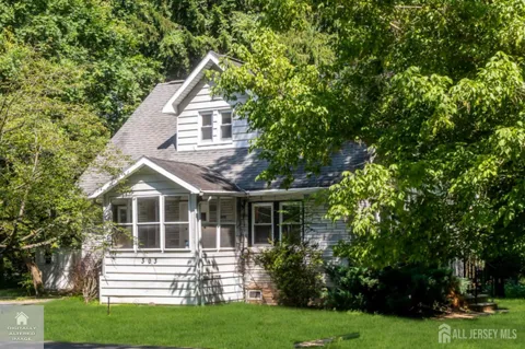 303 Stephenson Avenue