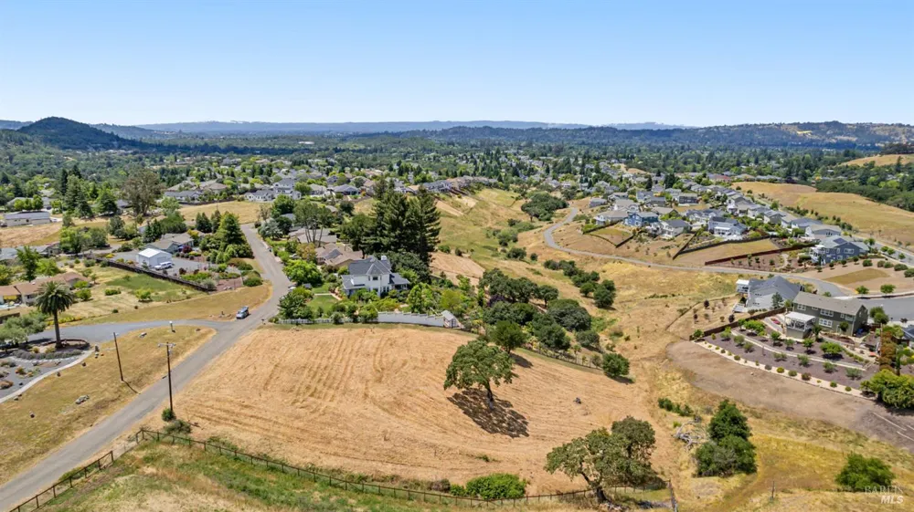 5757 Futura Way Santa Rosa, CA 95409