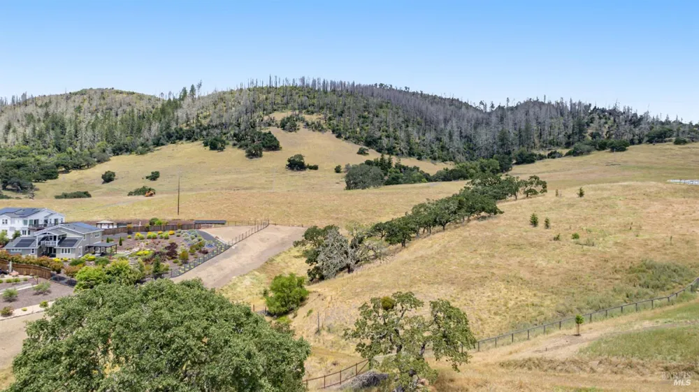 5757 Futura Way Santa Rosa, CA 95409