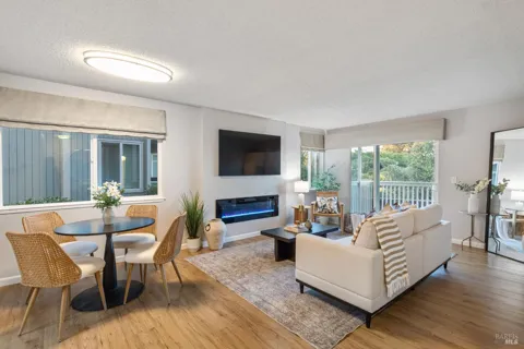1841 Shirley Drive