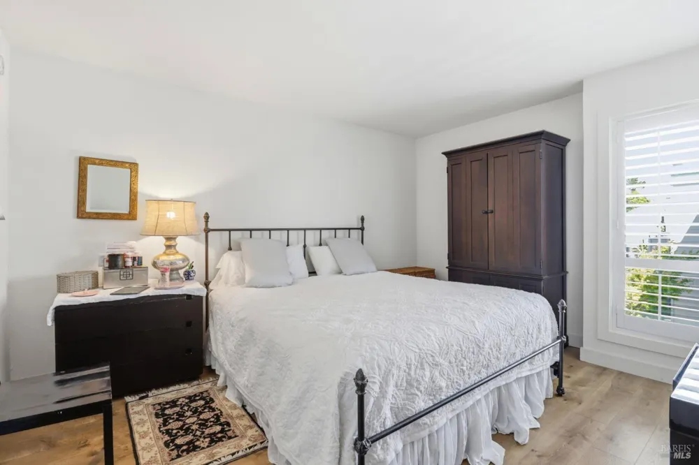 152 Larkspur Plaza Drive Larkspur, CA 94939