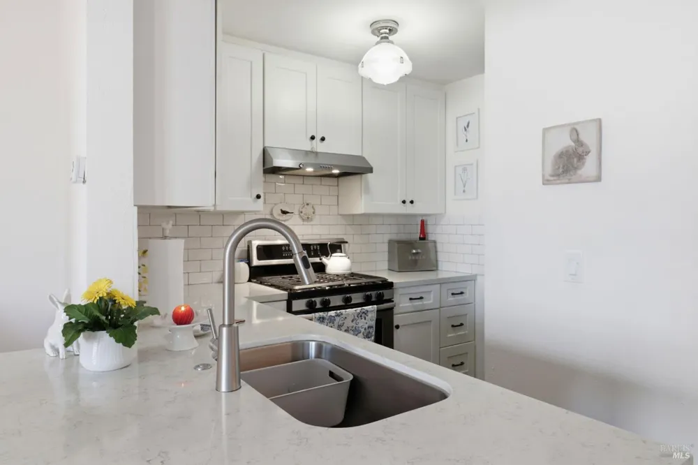 152 Larkspur Plaza Drive Larkspur, CA 94939