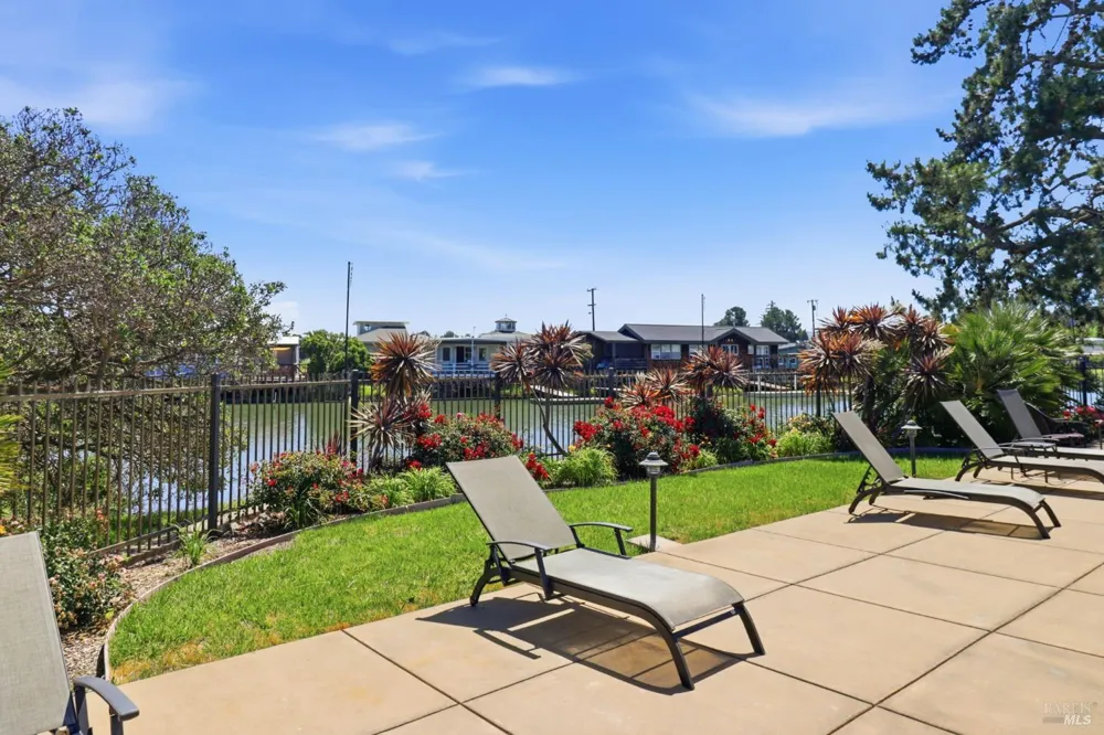 152 Larkspur Plaza Drive Larkspur, CA 94939