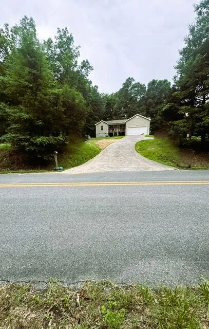 4061 Village Drive Cohutta, GA 30710