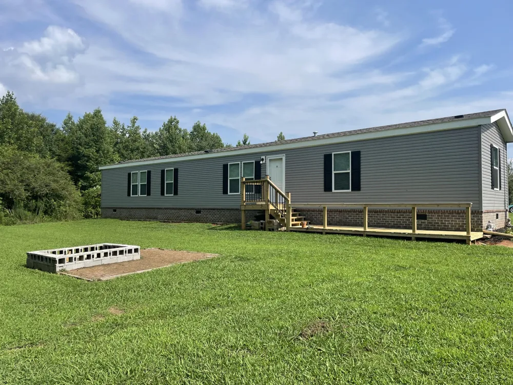 2276 County Rd 95 Higdon, AL 35979