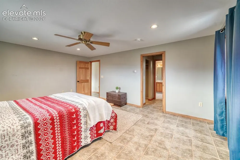 75 Muirfield Drive Westcliffe, CO 81252