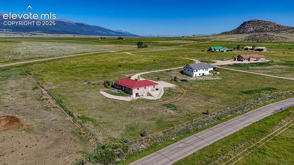 75 Muirfield Drive Westcliffe, CO 81252