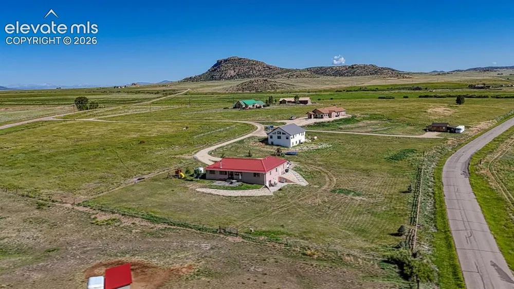 75 Muirfield Drive Westcliffe, CO 81252