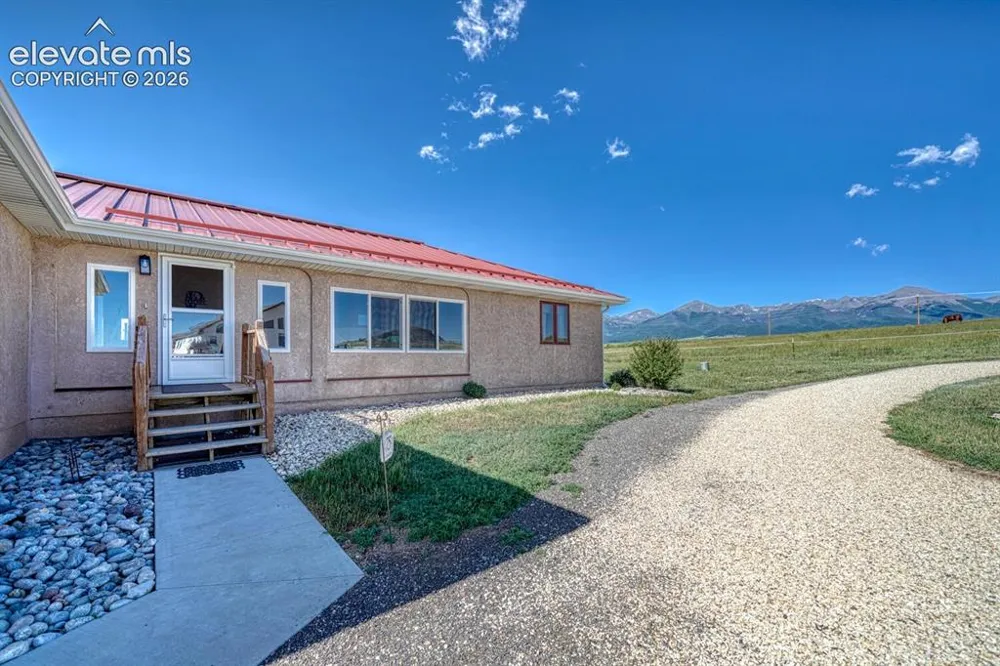 75 Muirfield Drive Westcliffe, CO 81252