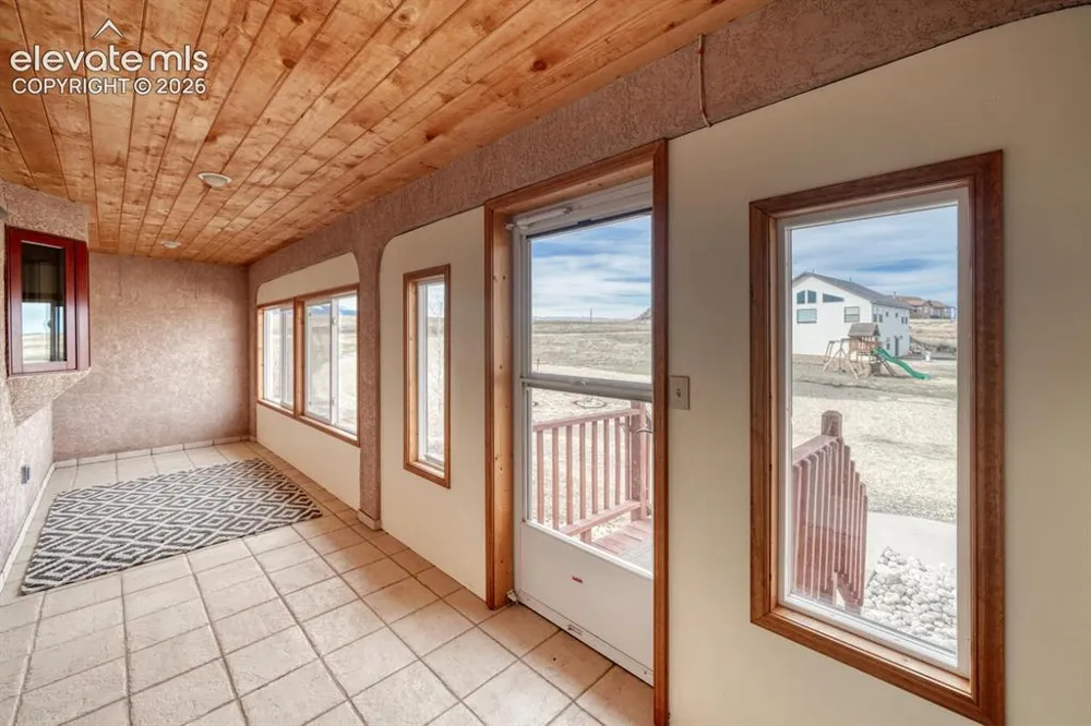 75 Muirfield Drive Westcliffe, CO 81252