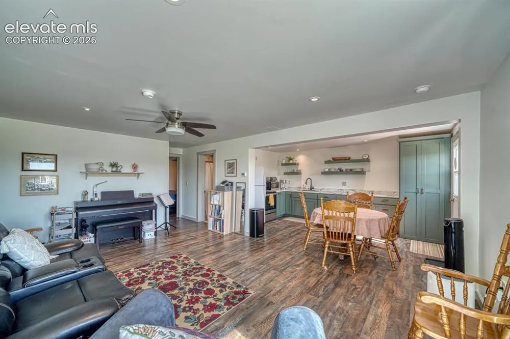 75 Muirfield Drive Westcliffe, CO 81252