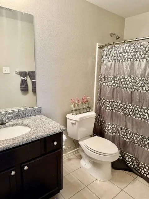 4521 Lakeside Hollow Street Fort Worth, TX 76262