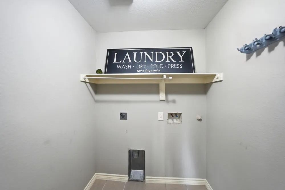 4521 Lakeside Hollow Street Fort Worth, TX 76262