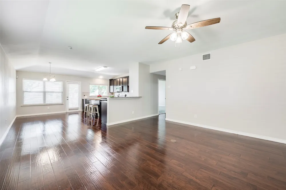 4521 Lakeside Hollow Street Fort Worth, TX 76262