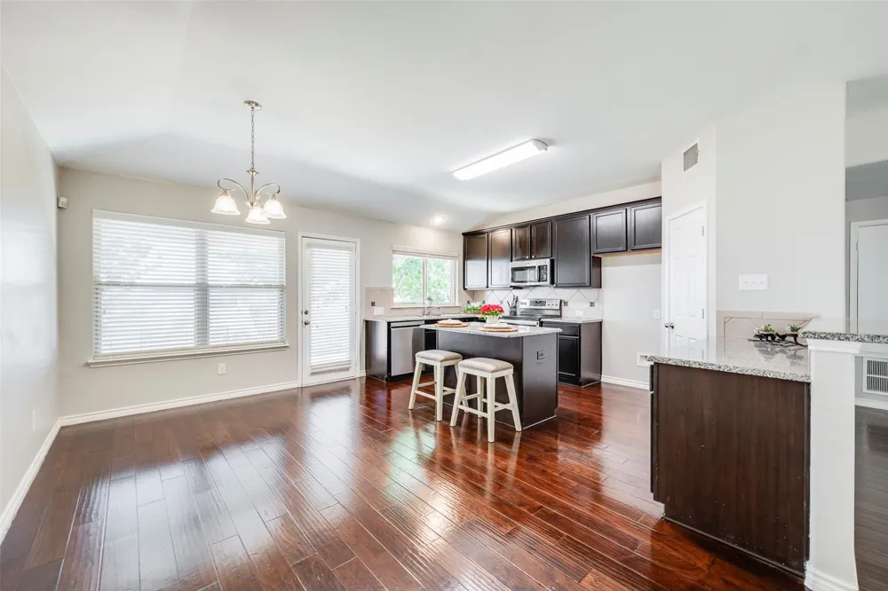 4521 Lakeside Hollow Street Fort Worth, TX 76262