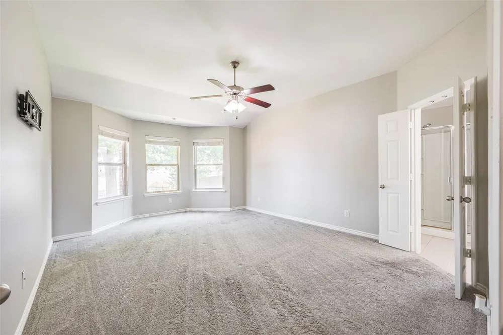 4521 Lakeside Hollow Street Fort Worth, TX 76262