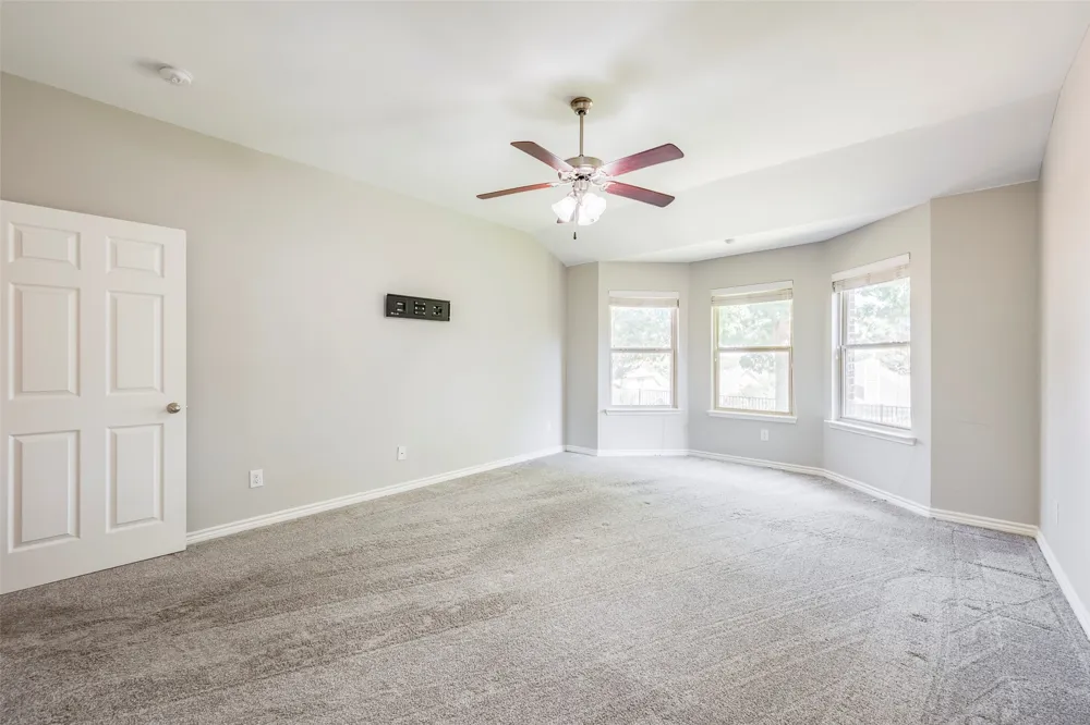 4521 Lakeside Hollow Street Fort Worth, TX 76262
