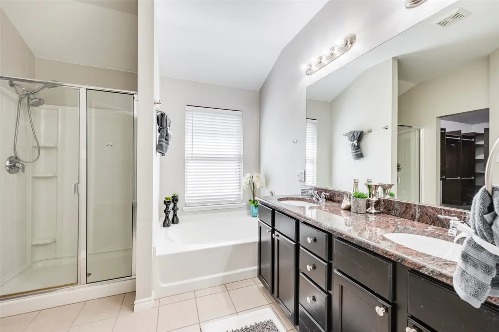 4521 Lakeside Hollow Street Fort Worth, TX 76262