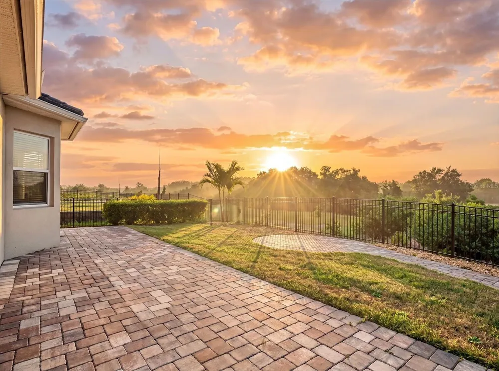 16049 VOLTERRA POINT Montverde, FL 34756