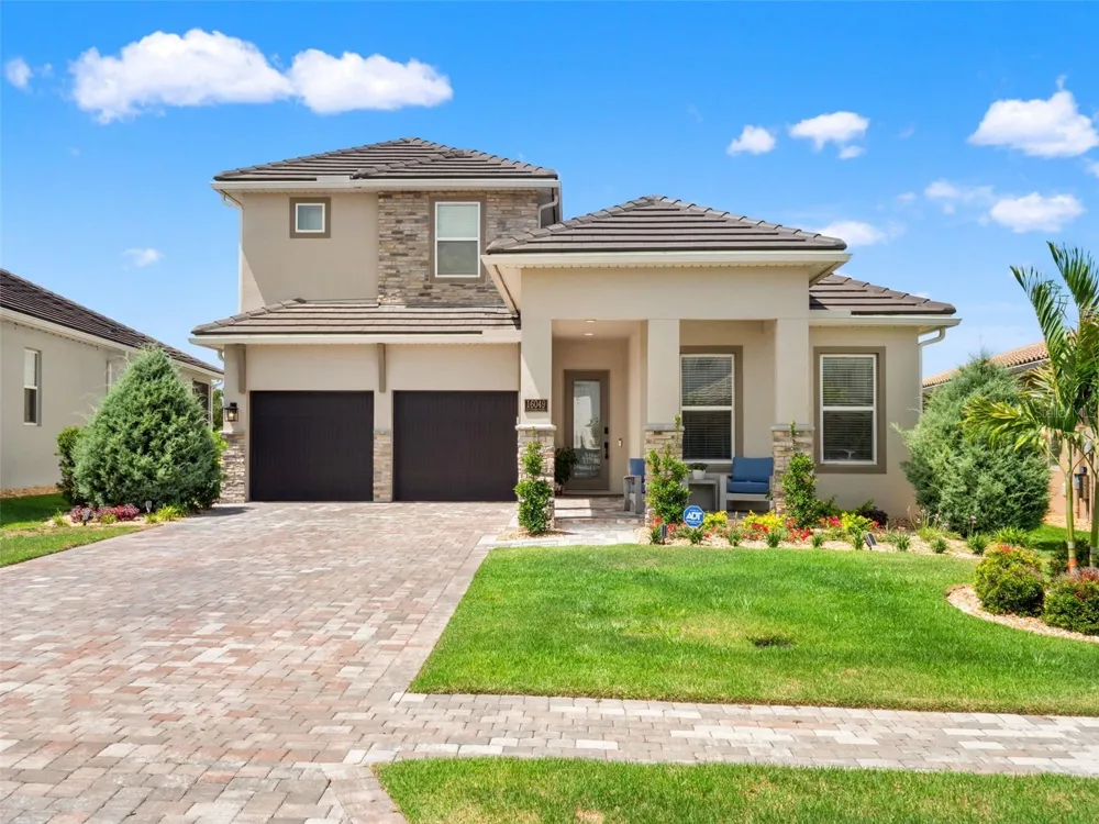 16049 VOLTERRA POINT Montverde, FL 34756