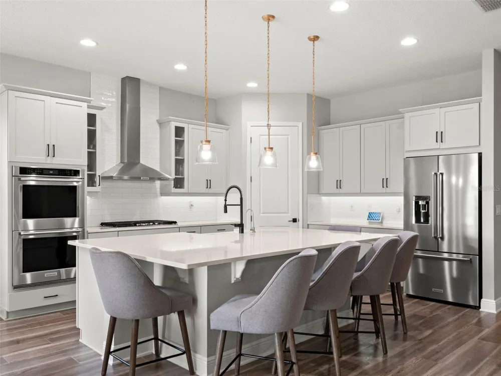 16049 VOLTERRA POINT Montverde, FL 34756