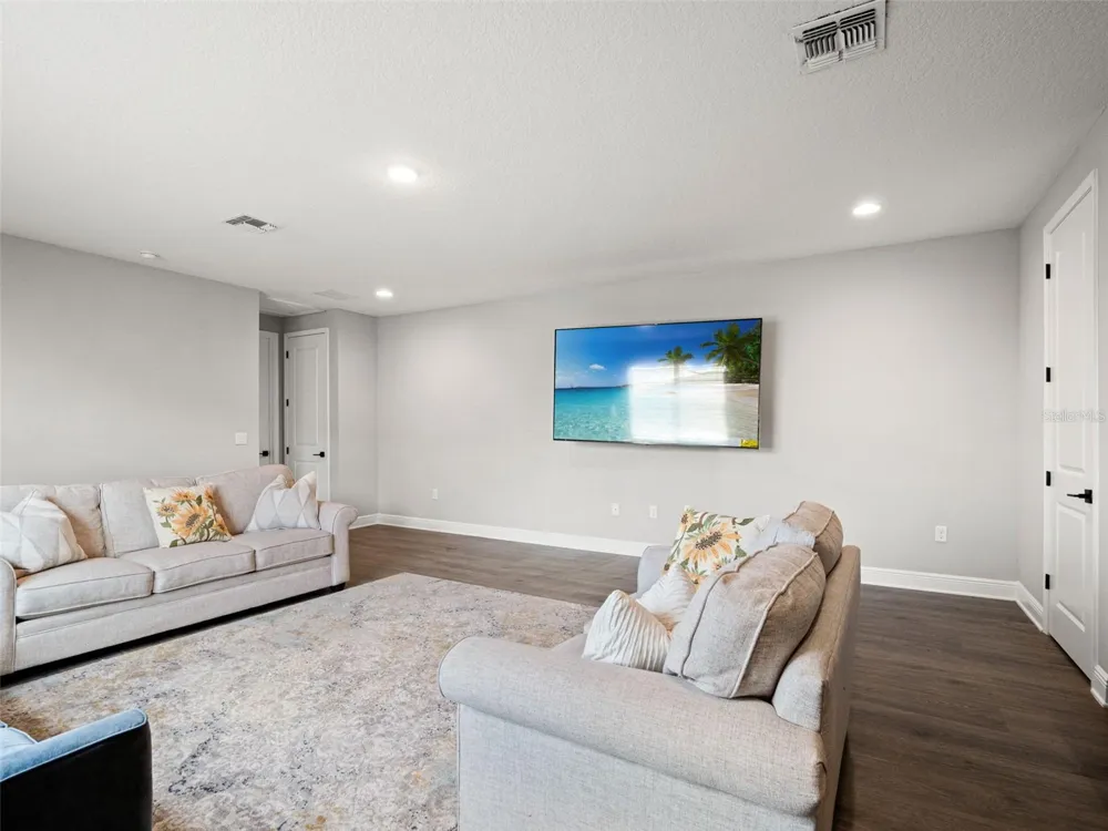 16049 VOLTERRA POINT Montverde, FL 34756