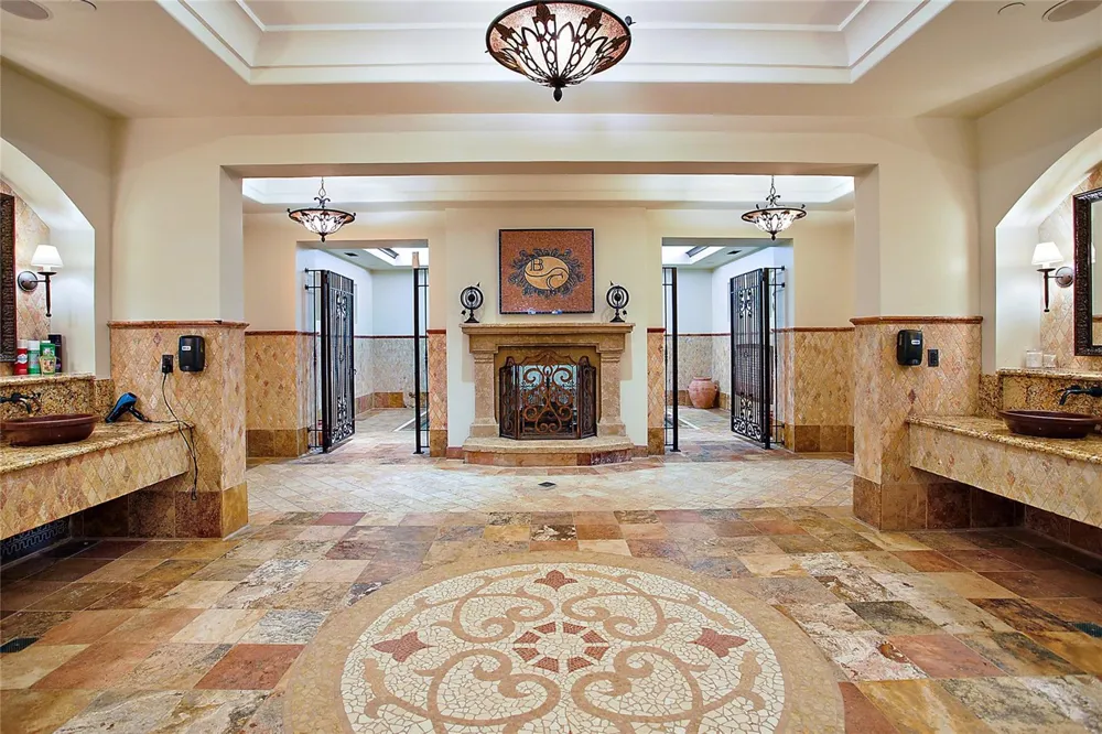 16049 VOLTERRA POINT Montverde, FL 34756