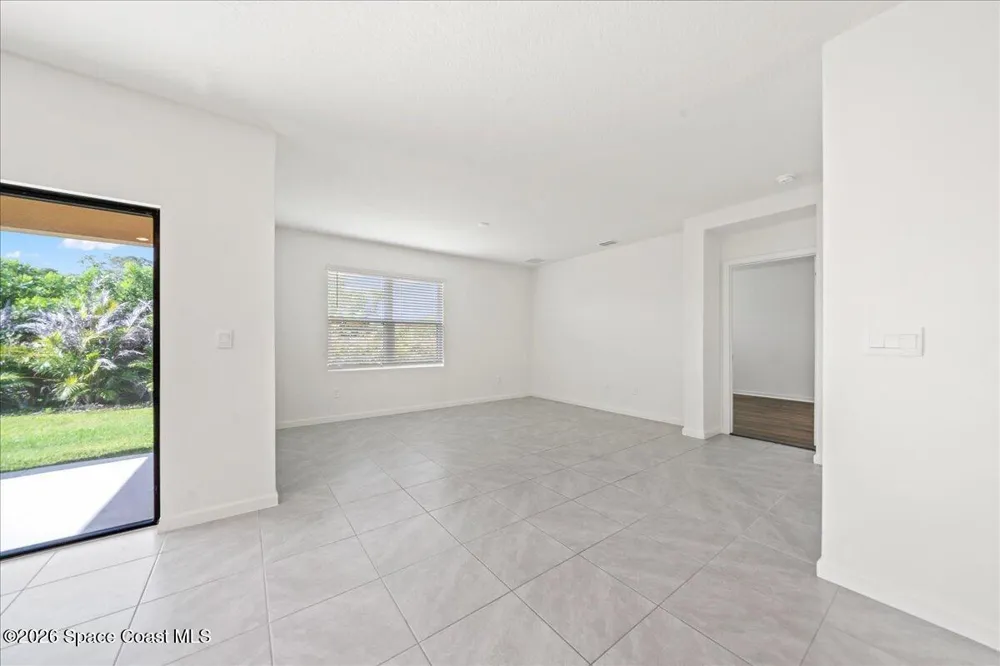6485 Topaz Drive Grant, FL 32949