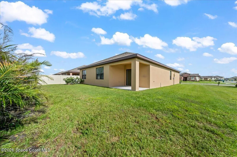 6485 Topaz Drive Grant, FL 32949