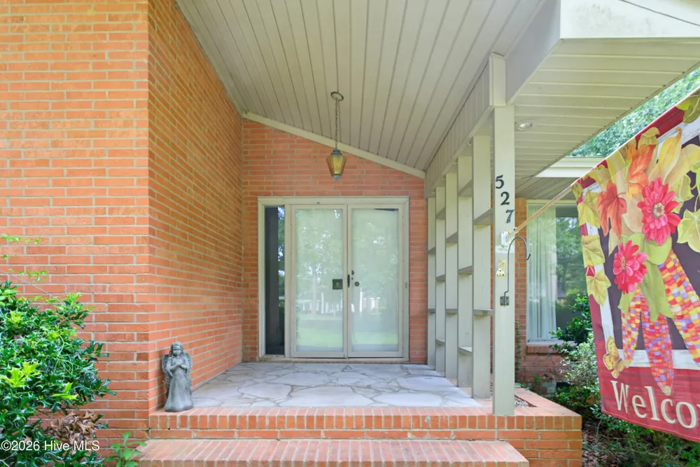 527 Edgewood Circle Whiteville, NC 28472