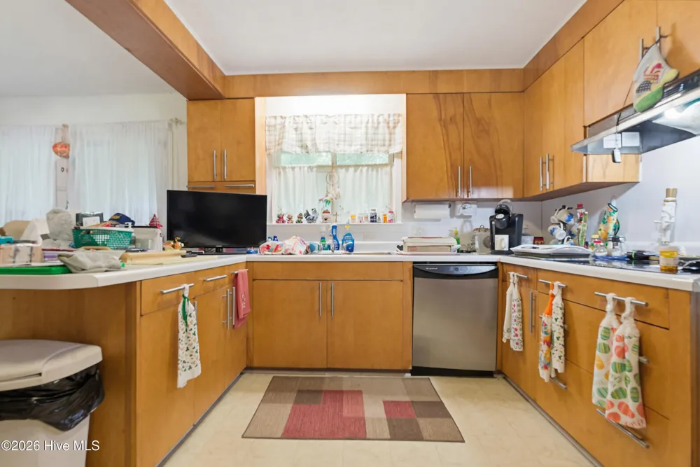 527 Edgewood Circle Whiteville, NC 28472