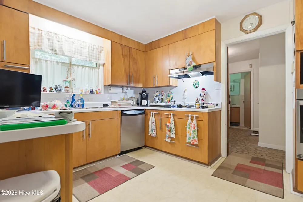 527 Edgewood Circle Whiteville, NC 28472