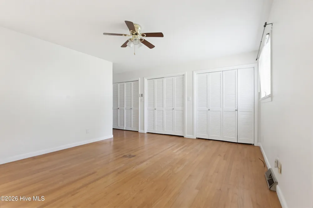 527 Edgewood Circle Whiteville, NC 28472