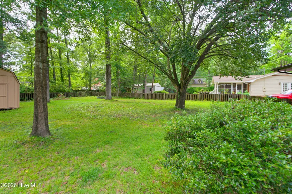 527 Edgewood Circle Whiteville, NC 28472