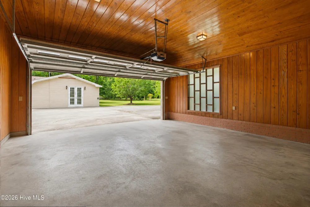 527 Edgewood Circle Whiteville, NC 28472