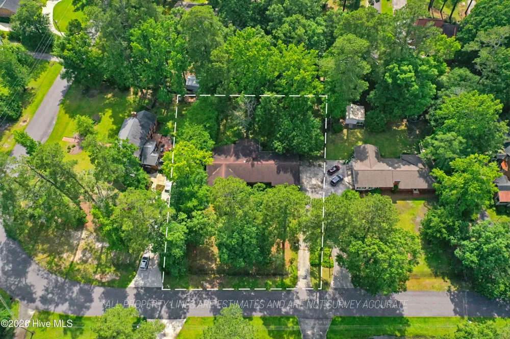 527 Edgewood Circle Whiteville, NC 28472
